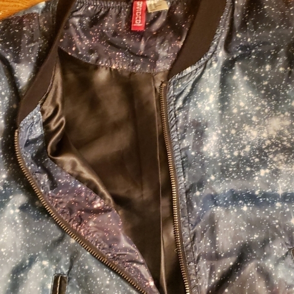 𝅺H & M galaxy  jacket  size 10 - Picture 2 of 12